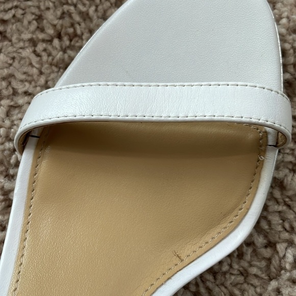 Talbots White Women's Ankle Strap Heels Size 9M - Picture 7 of 8